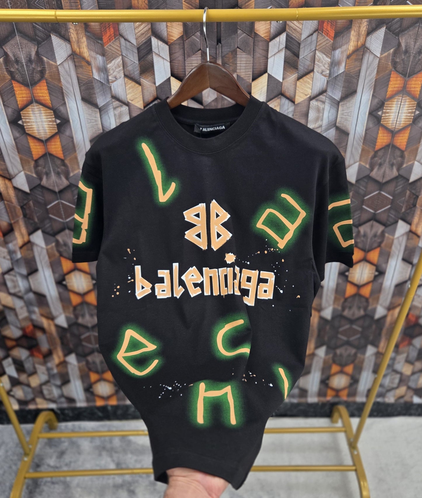 CAMISETA BALENCIAG@