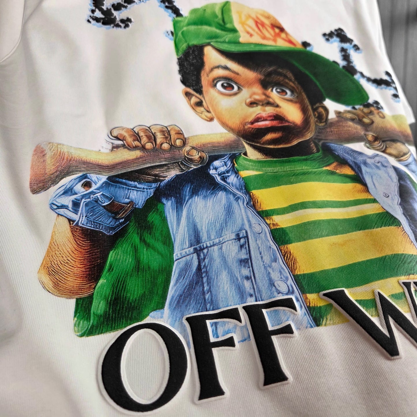 CAMISETA OFF WHIT€