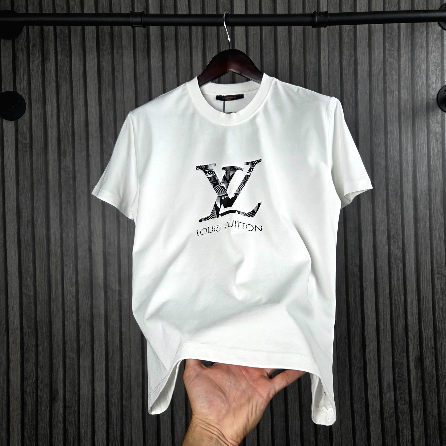 CAMISETA LV  (OVERSIZE)