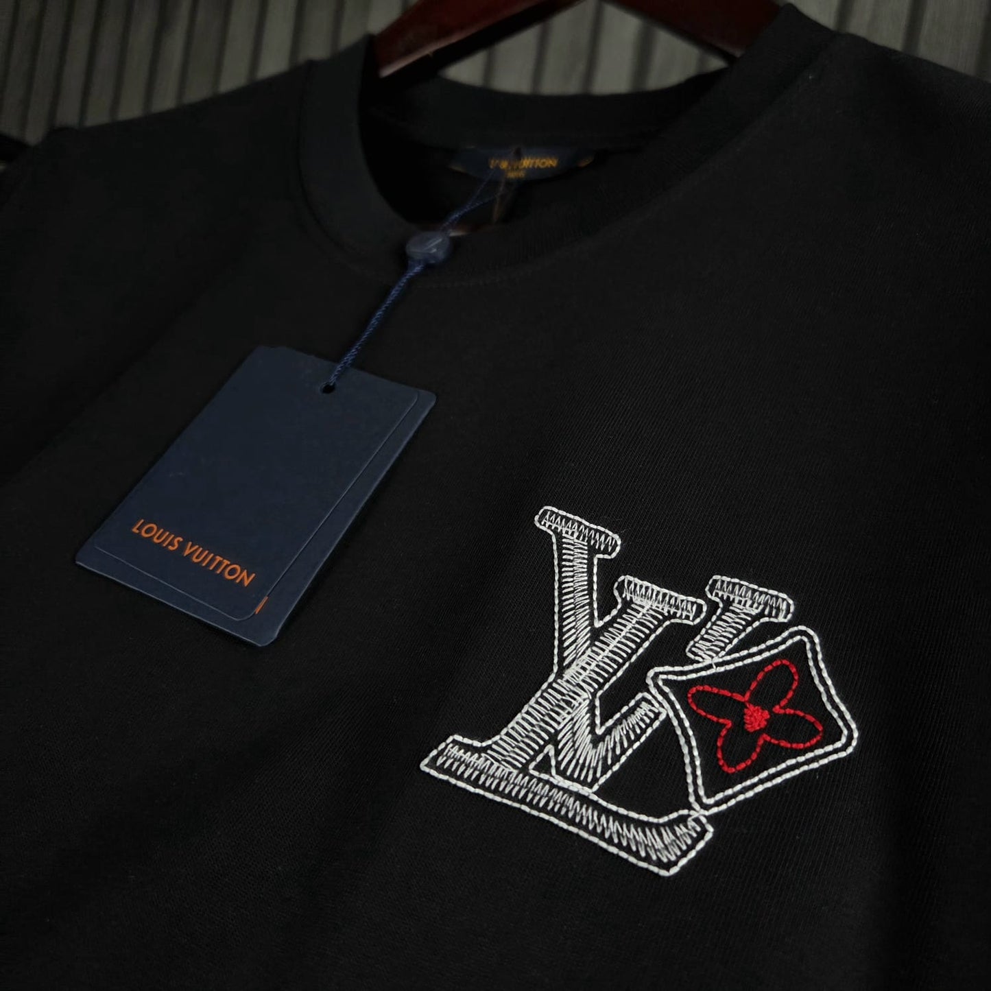 CAMISETA LV